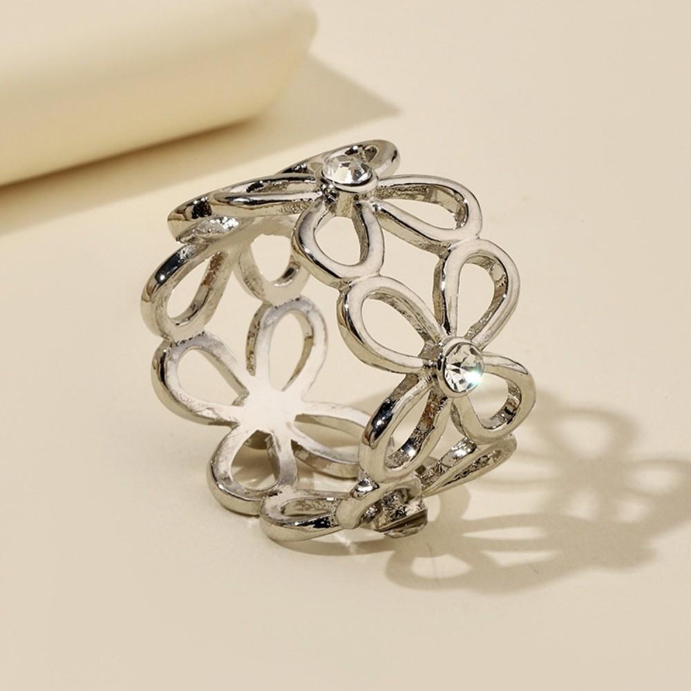 Flower Design Scarf Buckle Hollow Out Hijab Clip Shawl Rings Clip Clothing Accessories серебряный
