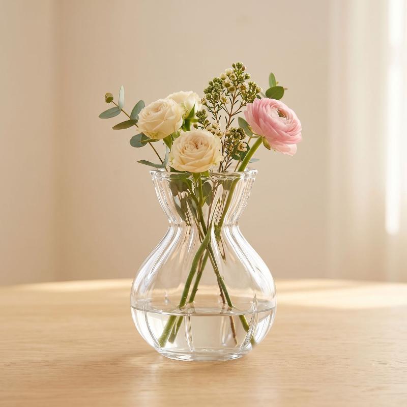 Clear Glass Flower Vase With Modern Ribbed Design Thick Durable Body For Home Dining Table Desktop Decor