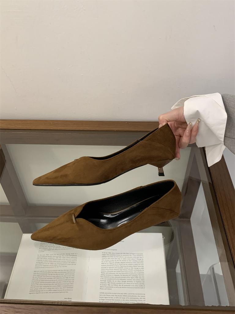 2025 New Pointed Suede Cat Heel High Heels Women's Thin Heel Shallow Mouth Single Shoes Autumn Versatile Professional Work Shoes