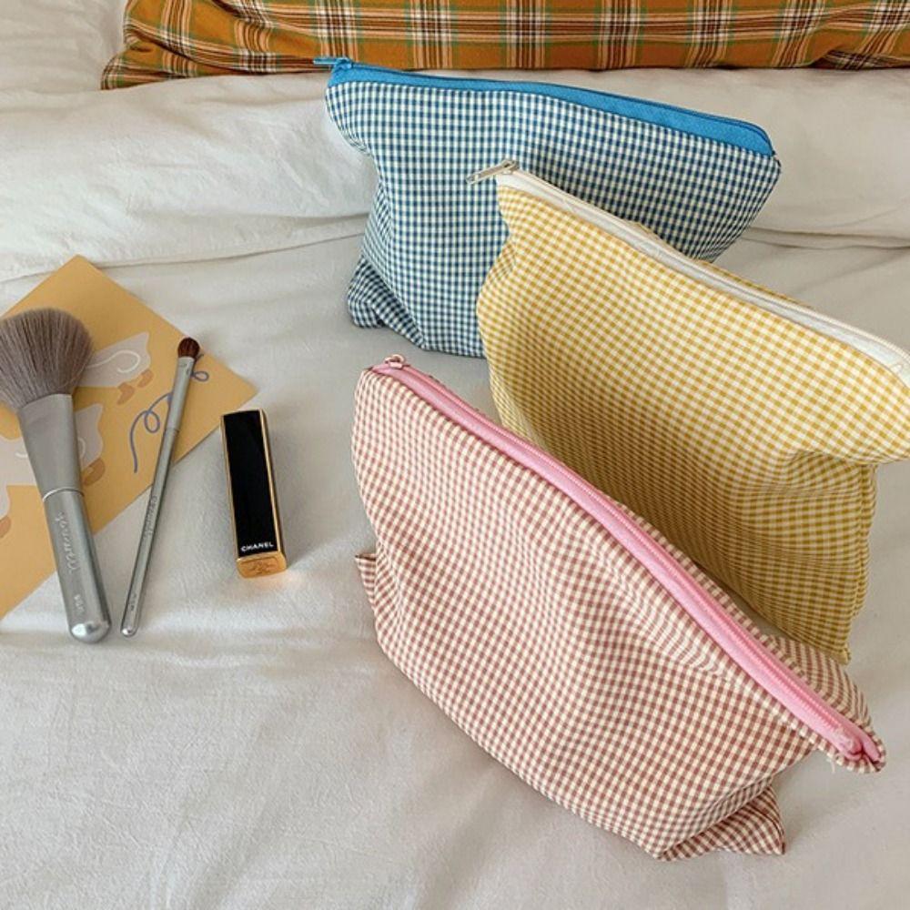 

Plaid Storage Pouch Kawaii Pencil Box School Supplies Makeup Bag Female 01