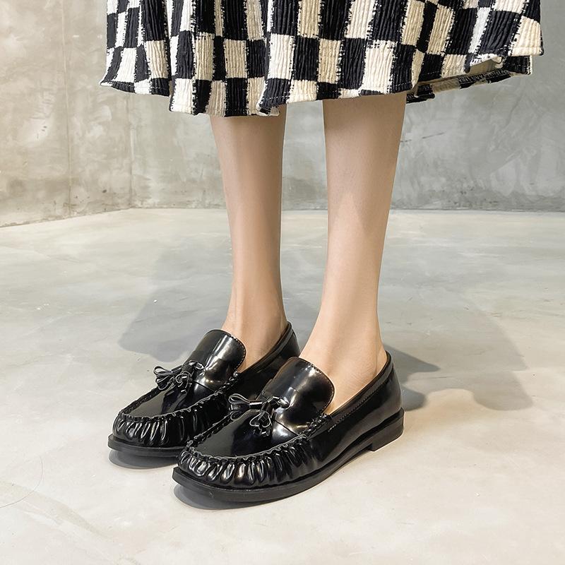 Loafers Women's British Style New Patent Leather Tassel Braided Round-toe Single Shoes with One Foot Genuine Leather Shoes