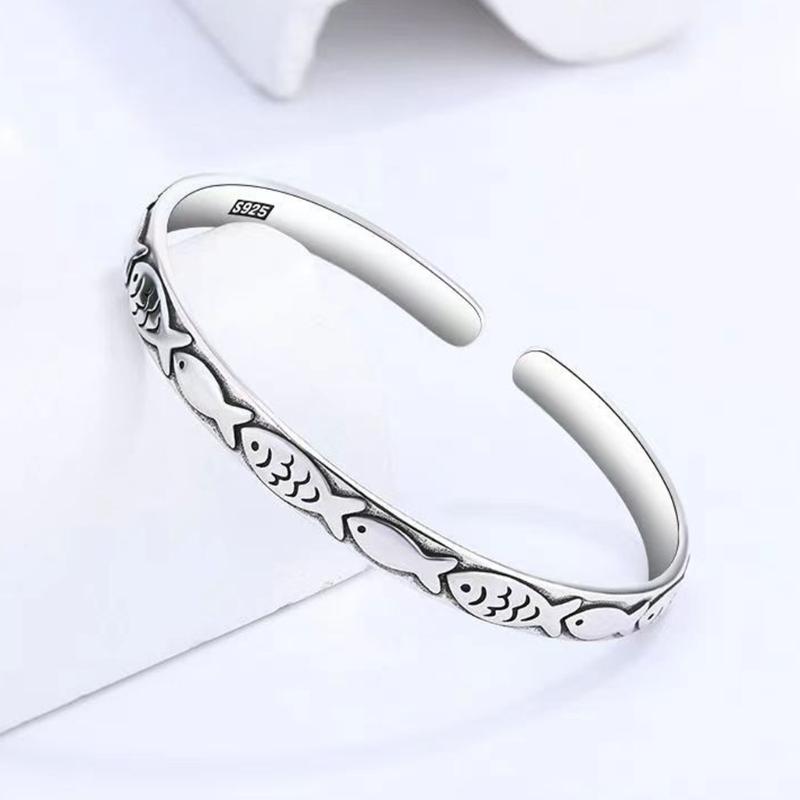 Vintage Styles Adjustable Fish Motif Cuff Bracelet Craft Of Sturdy Alloy Materials