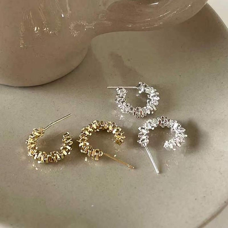 Aussage Kleine Unregelmäßige C-förmige Creolen Weibliche Boho Einfache Kreis Ohrringe Für Frauen Luxus Party Hochzeit Schmuck Geschenke