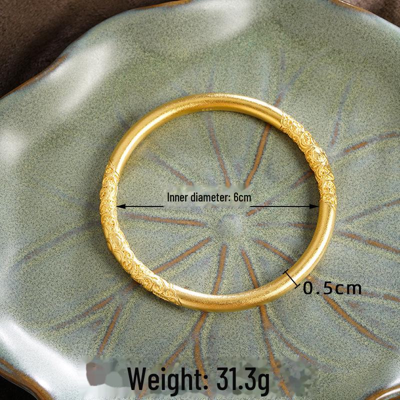 Vietnamesisk Gullsand Bauhinia Blomsterarmbånd: Slitesterk messing med antikt rullmønster for kvinner