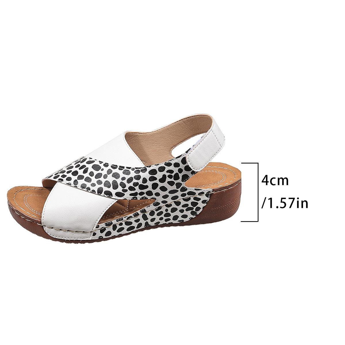 

Женские босоножки Leopard Hollow - Color Bump Open Toe Slope Heel Casual New Outdoor Hundred Soft Bottom Height Increase Sandals 39 белый