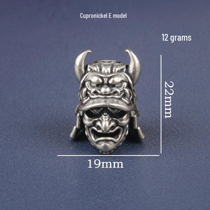 Vintage Brass Samurai Helmet Pendant - Three-Way DIY Accessory with Knife Design, Wallet Button, and Personality Bronze Ware