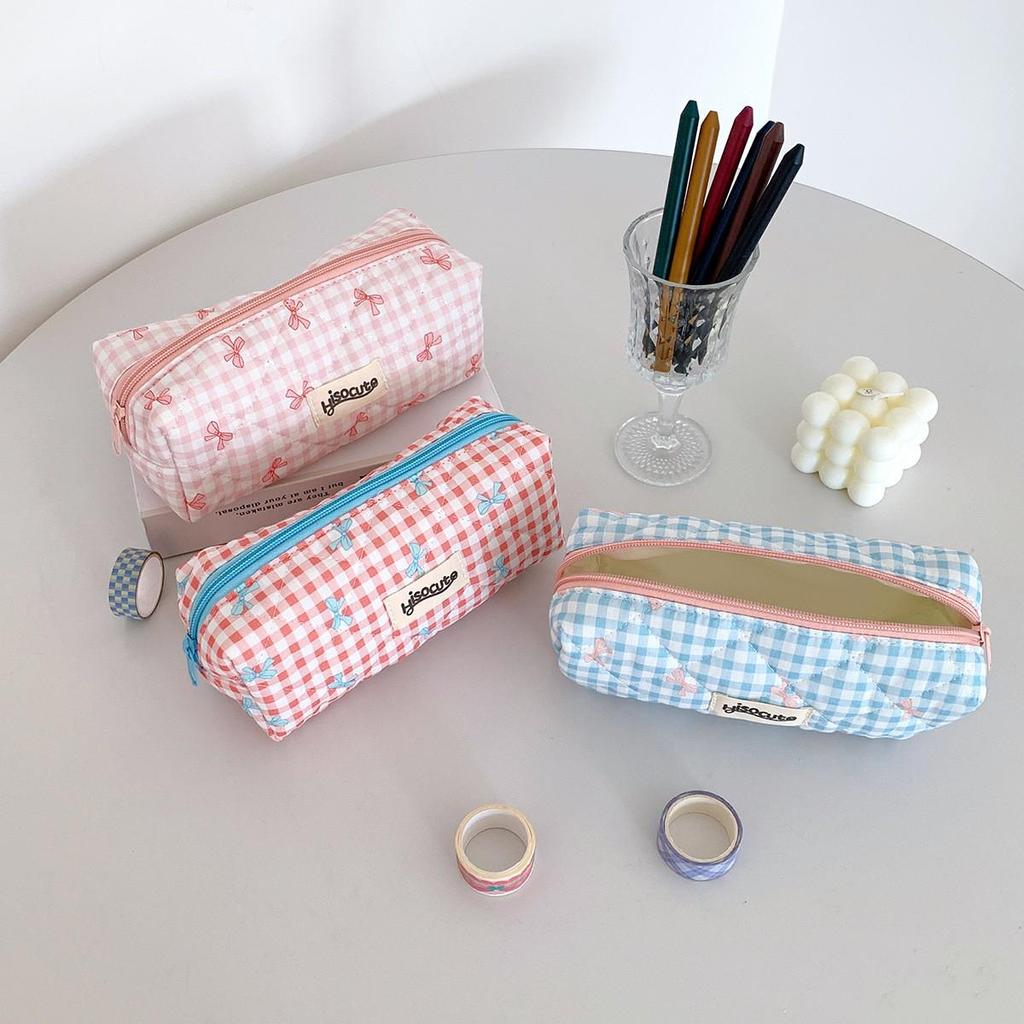 Plaid Bow Makeup and Pencil Case - Stylish and Portable Toiletry and Storage Bag for Students