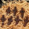 Handcrafted Wooden Fidget Cross Pocket Prayer Cross Fingertip Stress Relief Cross Gadget for Clutching Clinging And Praying Encouragement Gift