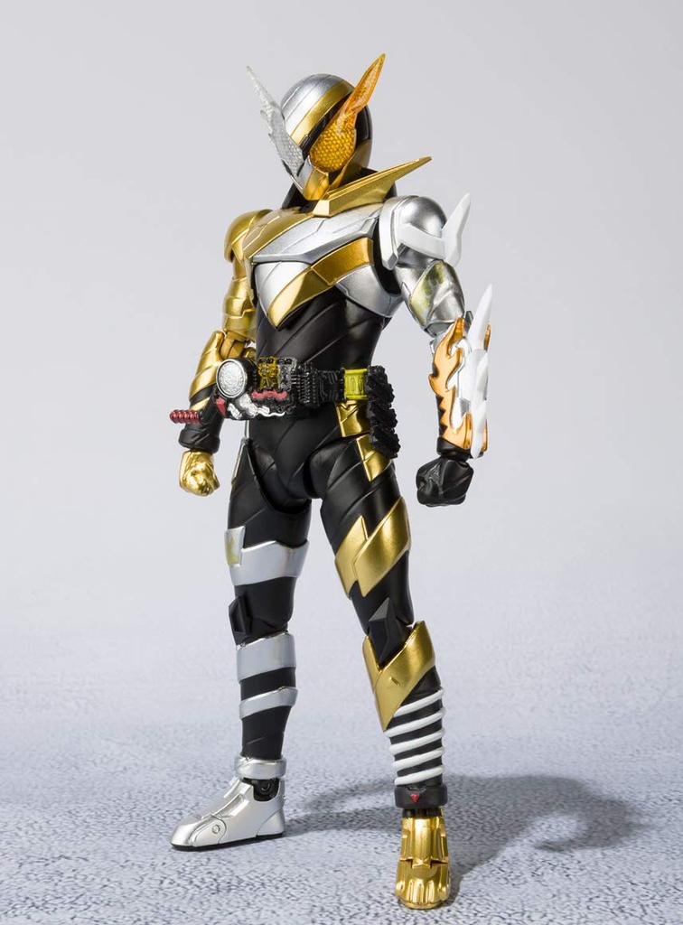 BANDAI Kamen Rider Build Trial Form S.H.Figuarts (Rabbit Dragon)