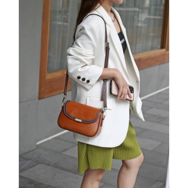 

Retro Vegetable Tanned Cowhide Shoulder Bag New Genuine Leather Women s Bag Fashionable and Versatile Bag