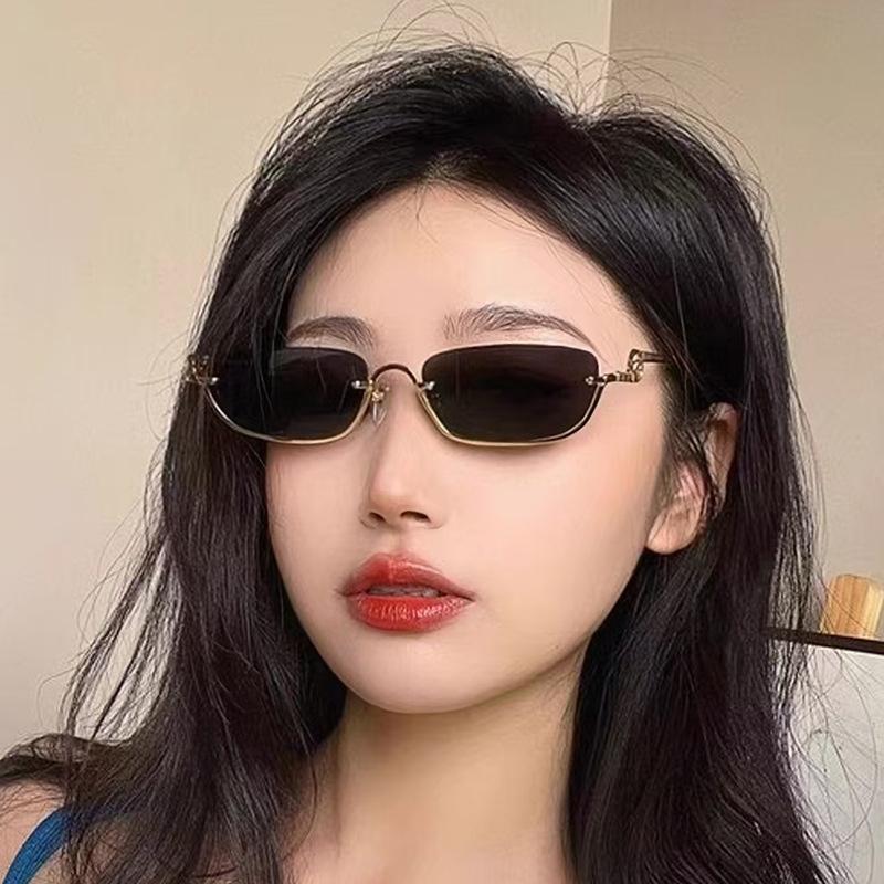 Fashion Small Square Women's Sunglasses Luxury Brand Metal Half Frame Sunglasses Woman Trend Vintage Black Pink Shades