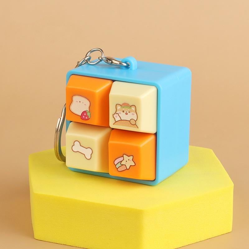 Relaxing Cartoon Keychain Diy Keyboard Keys Button Music Keychain Keycap Relief Stress Clicker Toy