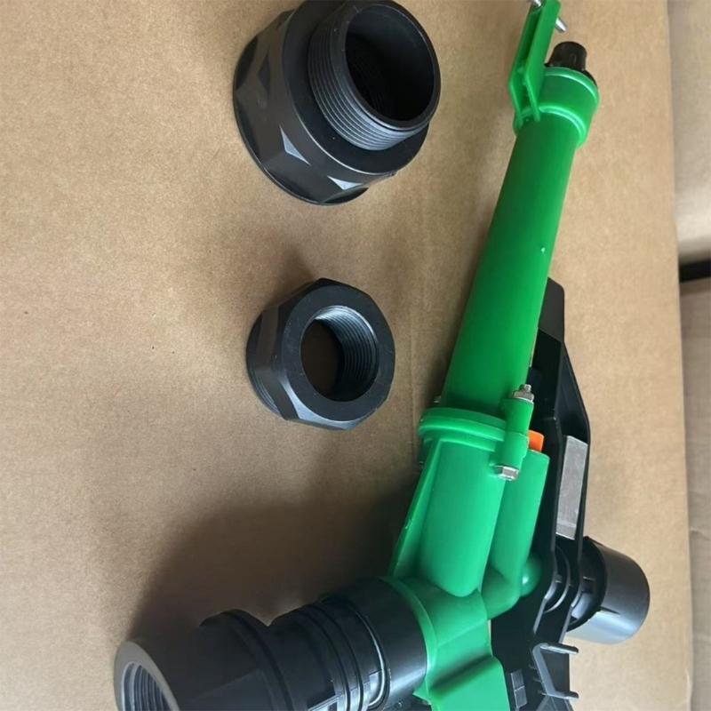 Adjustable Swing Arm Sprinkler Head DN40 Plastic Sprayer Guns 1.5Inch For Farmland Irrigation Corrosion Resistant