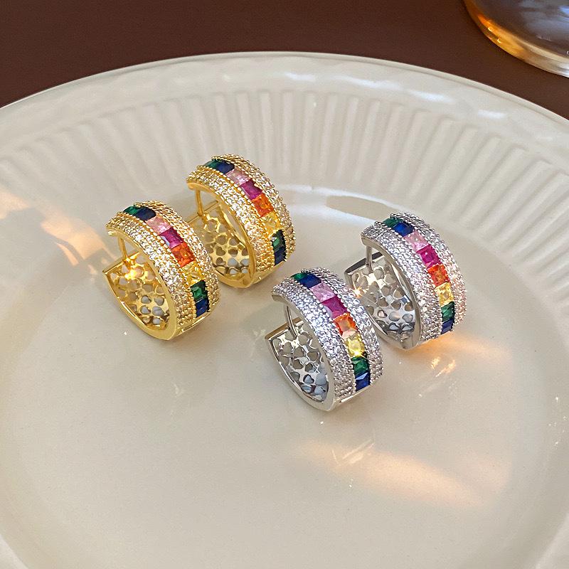 

Luxurious Geometric Zircon Circle Earrings – Fashionable Versatile Ear Clips