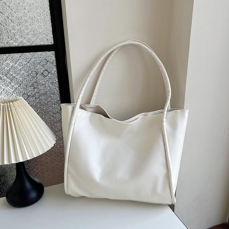 

Stylish Large Capacity Shoulder Tote Bag For Women Ideal For Spring Commuting And Casual Outings Cream