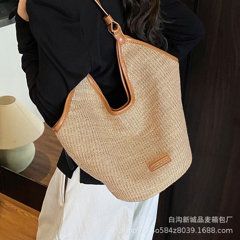 New High-value One-shoulder Straw Woven Tote Bag Fashionable Women's Large-capacity 2025 Underarm Summer Commuter Woven Bag