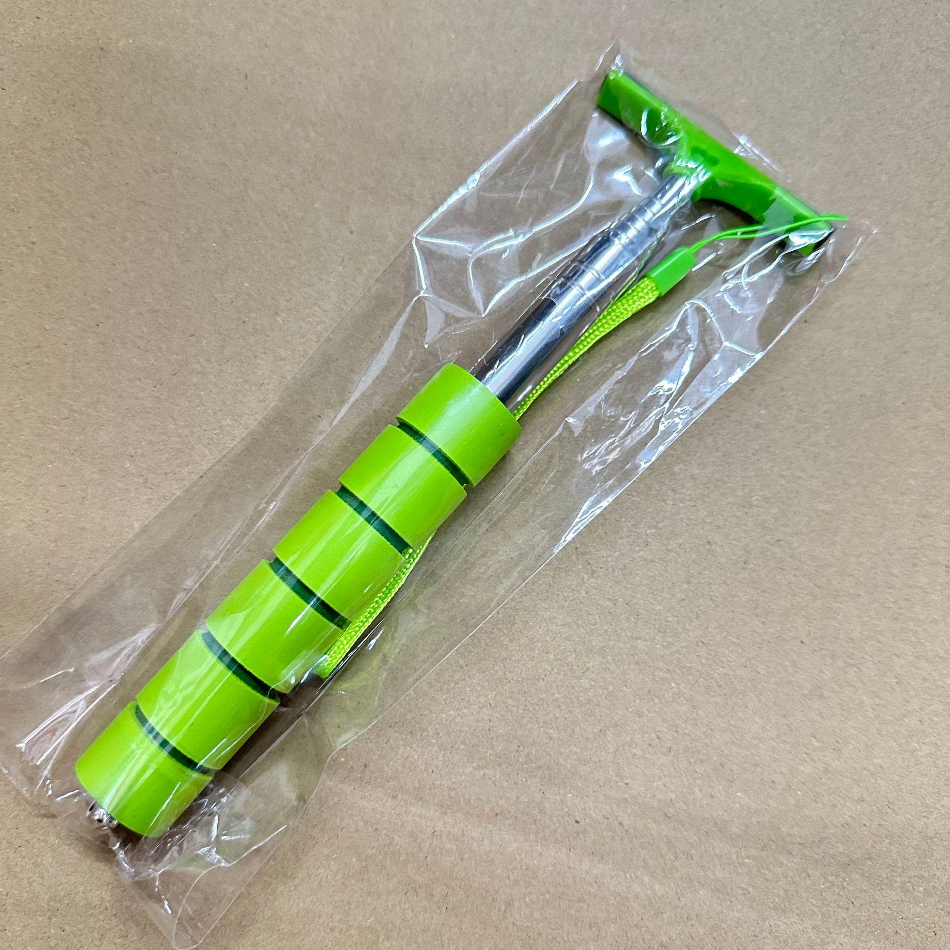 

Многофункциональный телескопический автомобильный дворник, универсальный ручной скребок для стекол для всех транспортных средств 21-98cm retractable зелёный