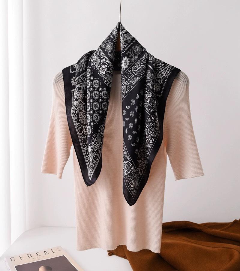 Bandanas Quadratisch 100% Seide Schal Damen Mädchen Stirnband Accessoires Taschentuch Halstuch Haarschal Modedruck Halstücher