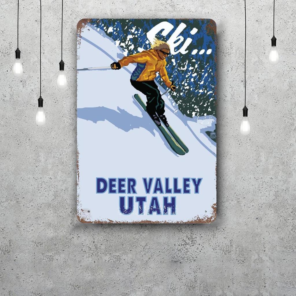 ski Classic Poster Rusty Metal Plaque Retro Decorative Plate Bar Man Cave Garage Club Metal Sign Wall Decoration