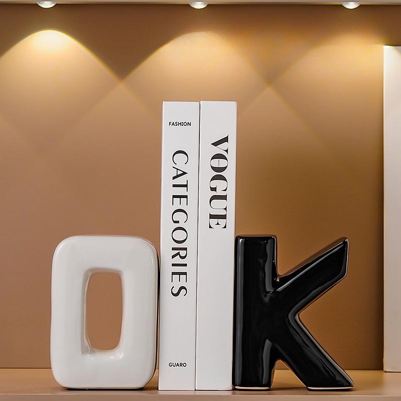 Ceramic Abstract Figure Statue Book End Reader Figurine Nordic Modern Simple Home Decoration Bookshelf Desk Bookends Ornaments