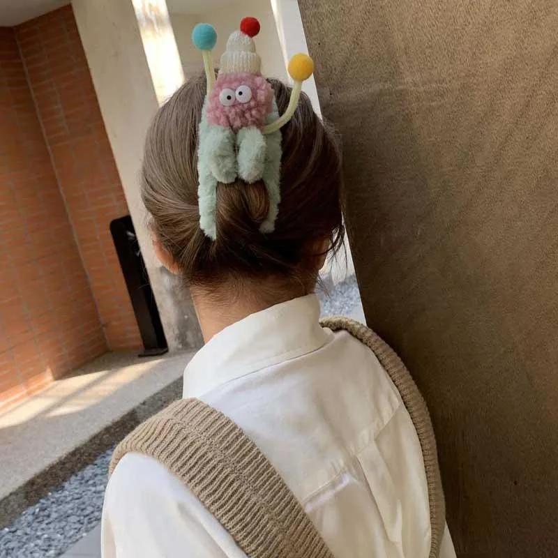 1 PCS Women's Hair Claws Cartoon 3D Dolls Kawaii Cute Sweet Plush Hair Clips Funny Fashionable Verstaile Hair Accessories Girl