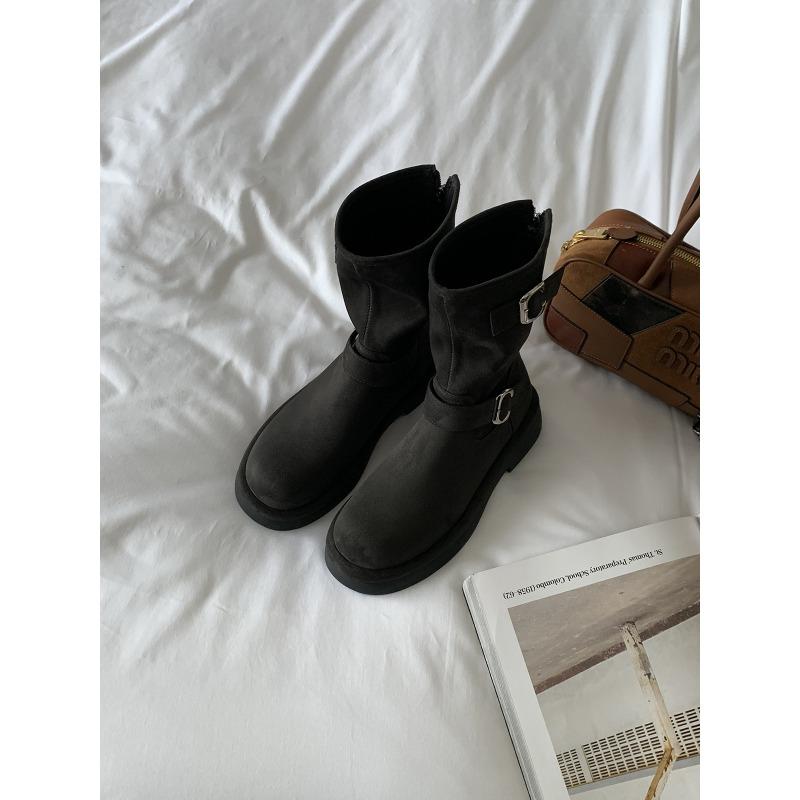 Cowhide version of retro locomotive buckle with round head thick sole heightening medium tube short boots autumn and winter Martin boots women