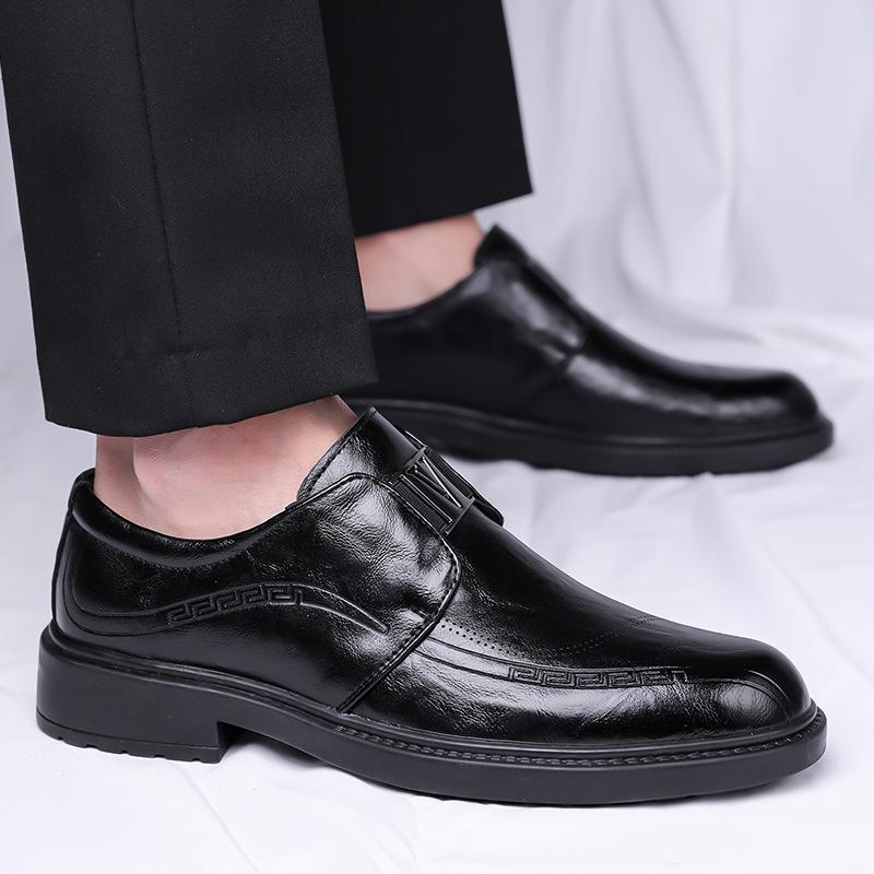 2025 spring and autumn leather men's shoes trend versatile business casual shoes leather shoes men's breathable pointed toe wedding shoes