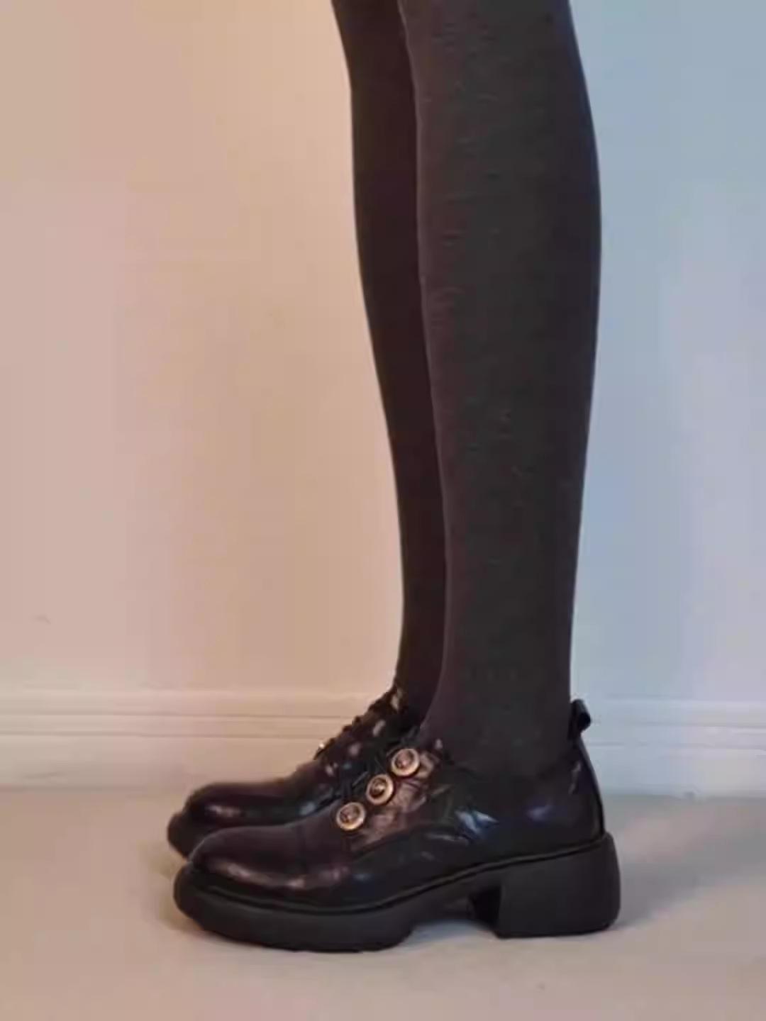 

British style retro versatile platform small leather shoes women s retro one-pedal round head thick heel button loafers 40