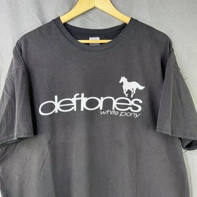 Vintage 90#039s Deftones Band White Pony Album Black Short Sleeve Unisex Reprint Unisex T-Shirt