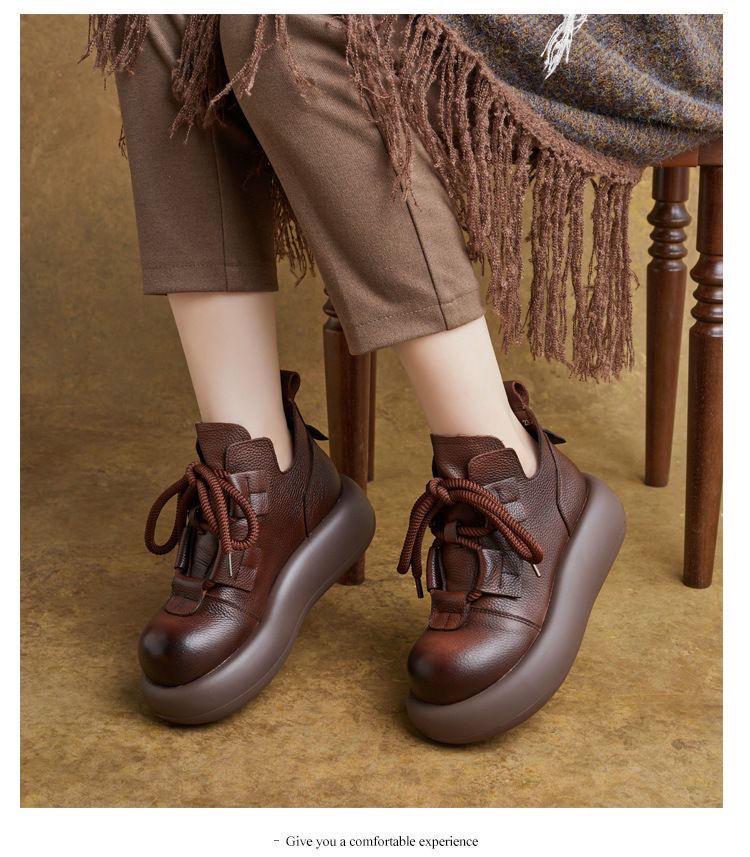 Stylish Handmade Leather Retro Women's Thick-Soled Ankle Boots - Lace-Up Round-Toe Martin Boots for Autumn and Winter.