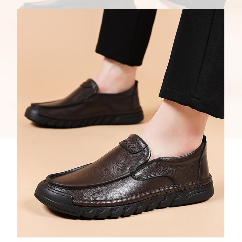Fashion Designer Cow Leather Loafers for Men Spring  Autumn Soft-soled Men's Dress Shoes Fashion Solid Color Casual Driving Shoes Male