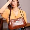 Retro Fashion Women's Leather Bags Compact One-shoulder Messenger Meniscus Bags Classic and Versatile Messenger Bag
