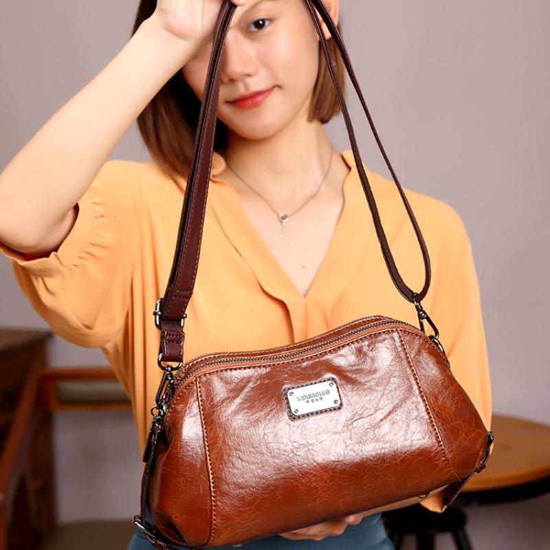Retro Fashion Women's Leather Bags Compact One-shoulder Messenger Meniscus Bags Classic and Versatile Messenger Bag