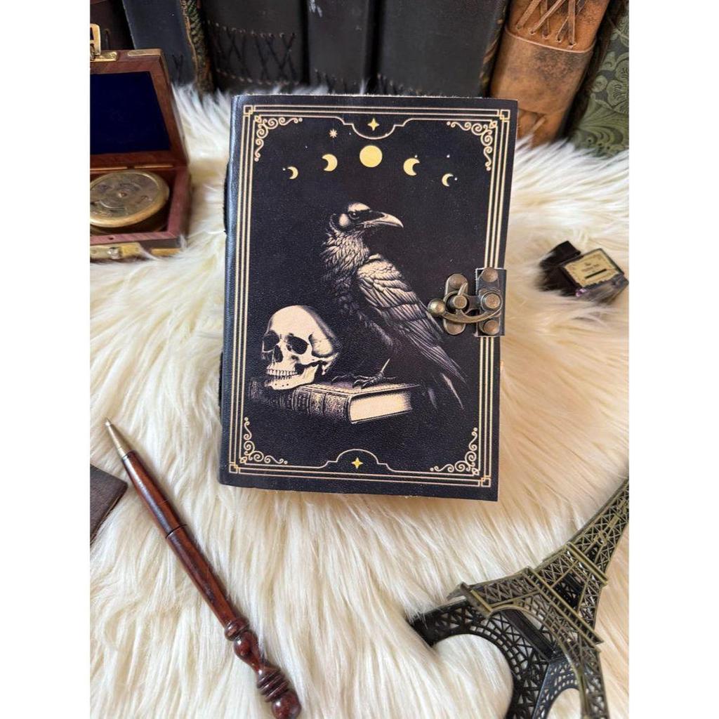 Das Raben Lederjournal: Gotisches Grimoire Buch der Schatten
