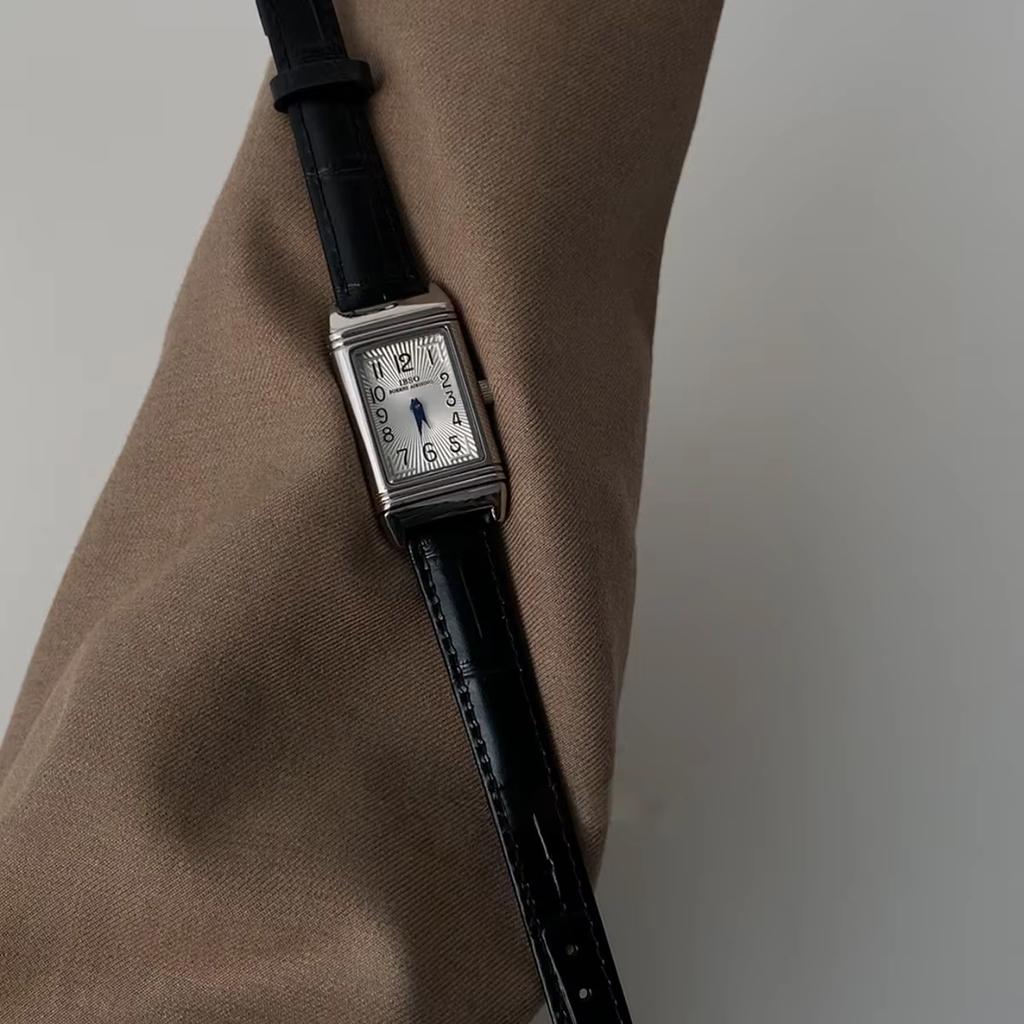 Women's Vintage Flip Square Quartz Watch Luxury Reverso Style with Black Genuine Leather Strap Elegant Retro Wristwatch