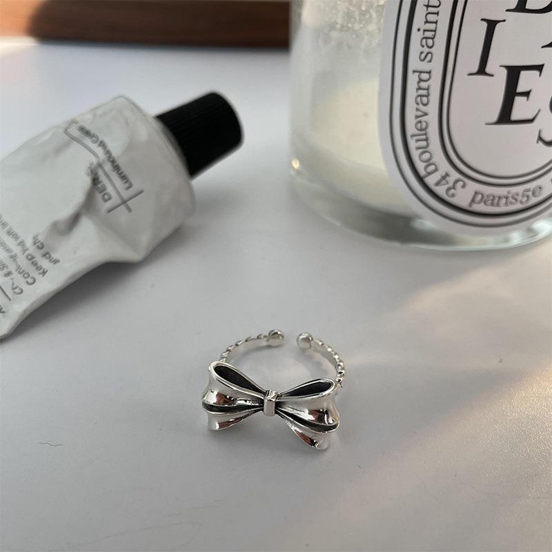 

Unique Bowknot Ring For Women Trendy Adjustable Copper Design For Chic Lovers Fashion