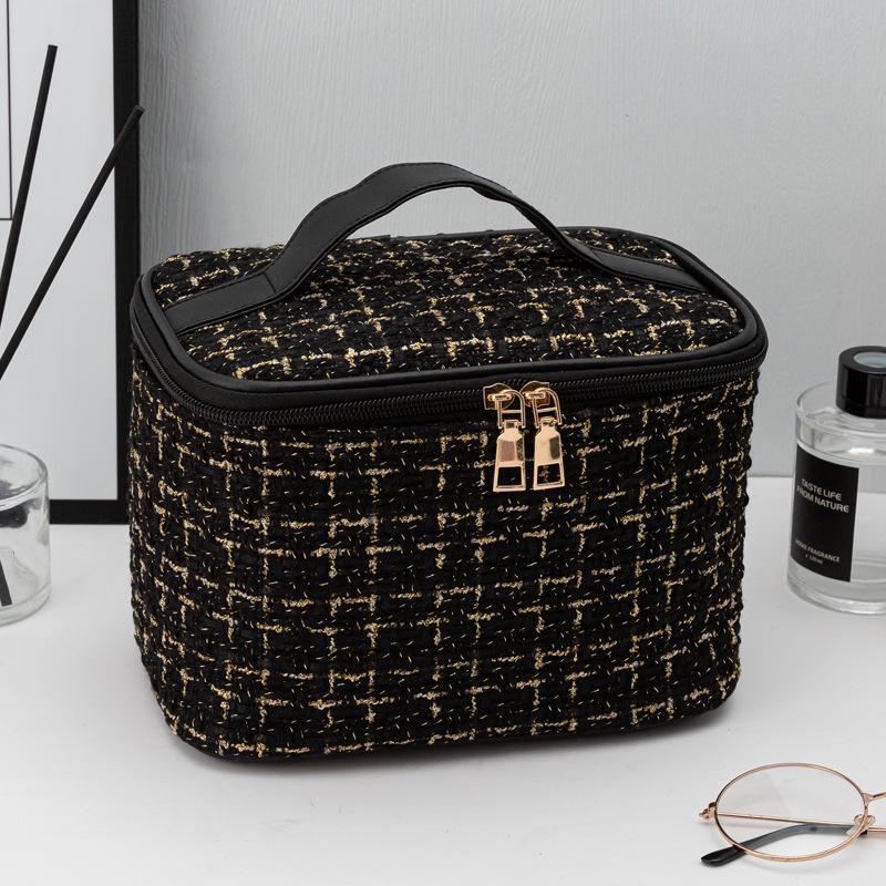 

Портативная косметичка Chic Xiaoxiang большой вместимости для путешествий - стильный органайзер для туалетных принадлежностей чёрный