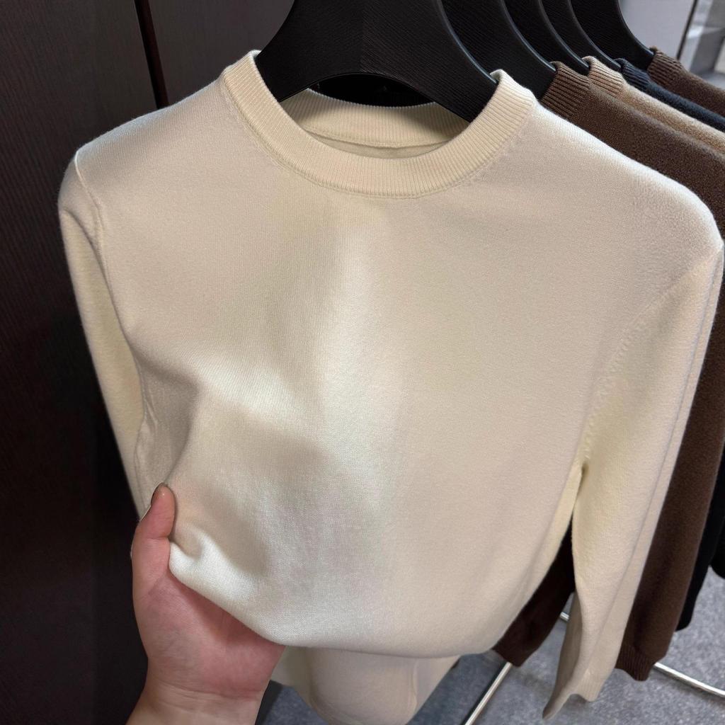Men's Round Neck Knit Sweater: High-End Autumn Winter Style