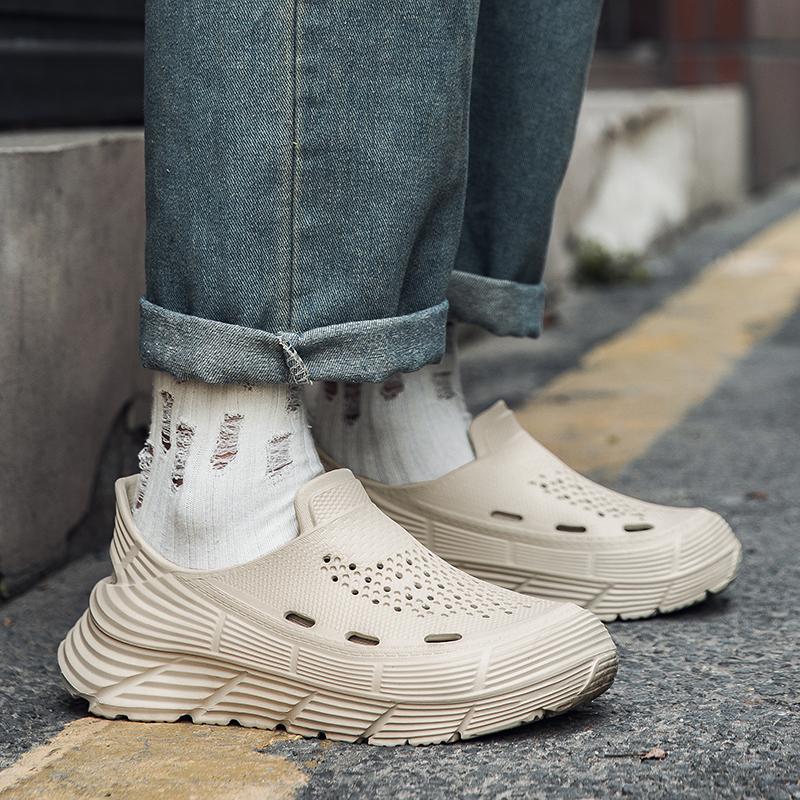 Summer Sandals Men Beach Slipper Platform Soft Sole Waterproof Anti-Slip Sandals Water Shoes Outdoor Sport Hollow out Men Shoes