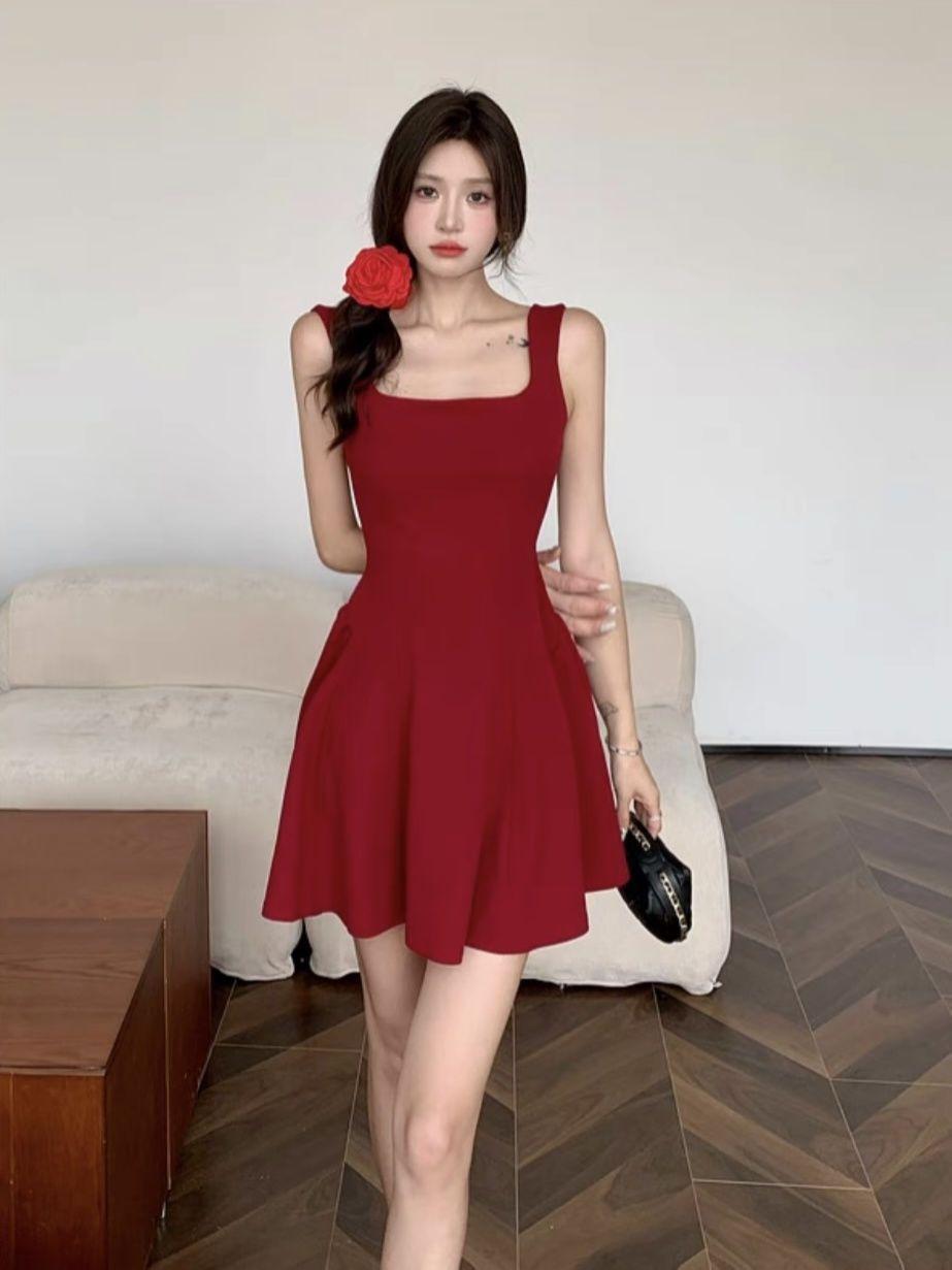 

French high-end suspender dress women s new summer pure desire wind sexy waist and thin temperament red short dress S бордовый