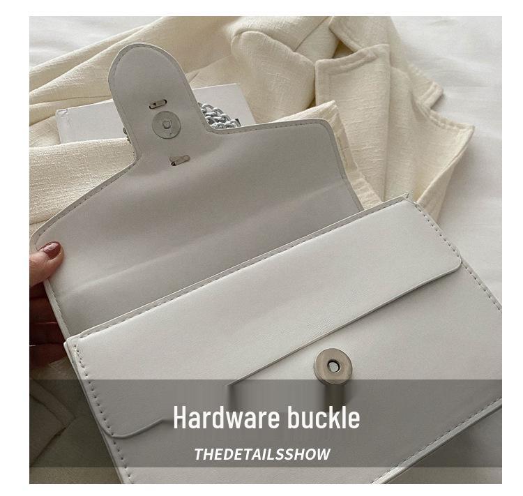 2025 Western Style Chain Messenger Bag: Elegant Diamond Lock Small Square Shoulder Bag for Women