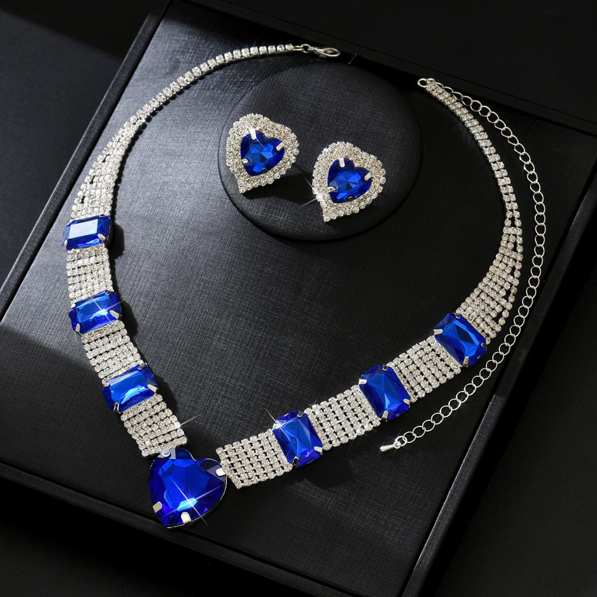 

Комплект украшений, аксессуары для вечеринки Ladies Love, большой комплект из ожерелья и серег-гвоздиков