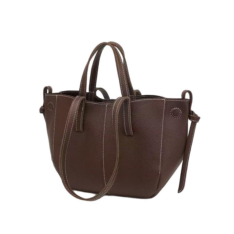 Women's Tote Bag 2025: French-Inspired, Large Capacity, Versatile Korean Style Shoulder Bag for Fashionable Commutes