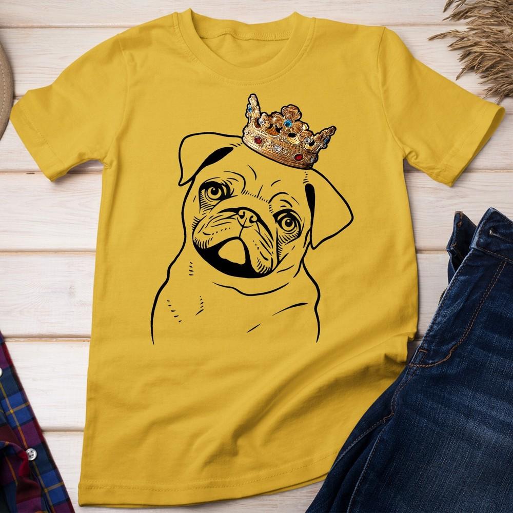 

Pug Dog Wearing Crown T-Shirt Unisex T-shirt 4XL