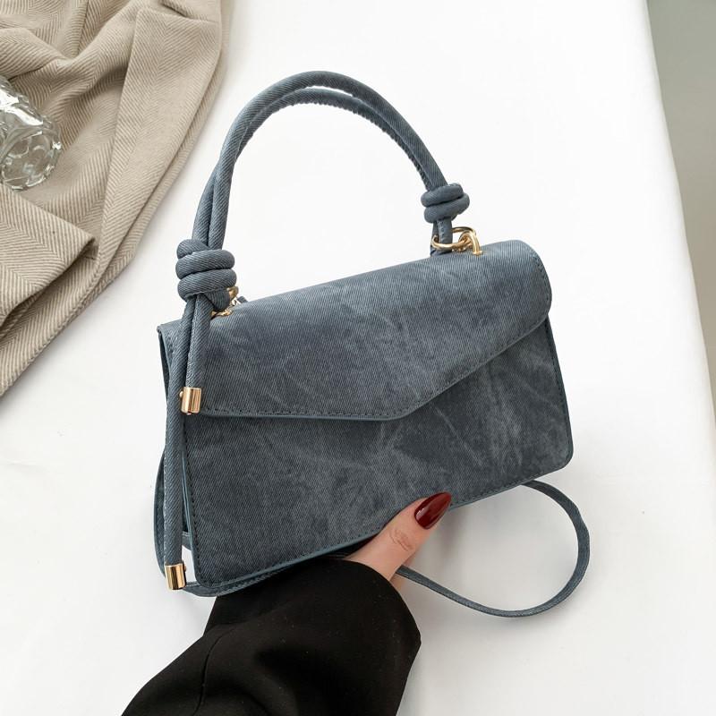 Chic 2024 Women's Korean Style Vintage Solid Color Small Crossbody Bag Pu Handbag