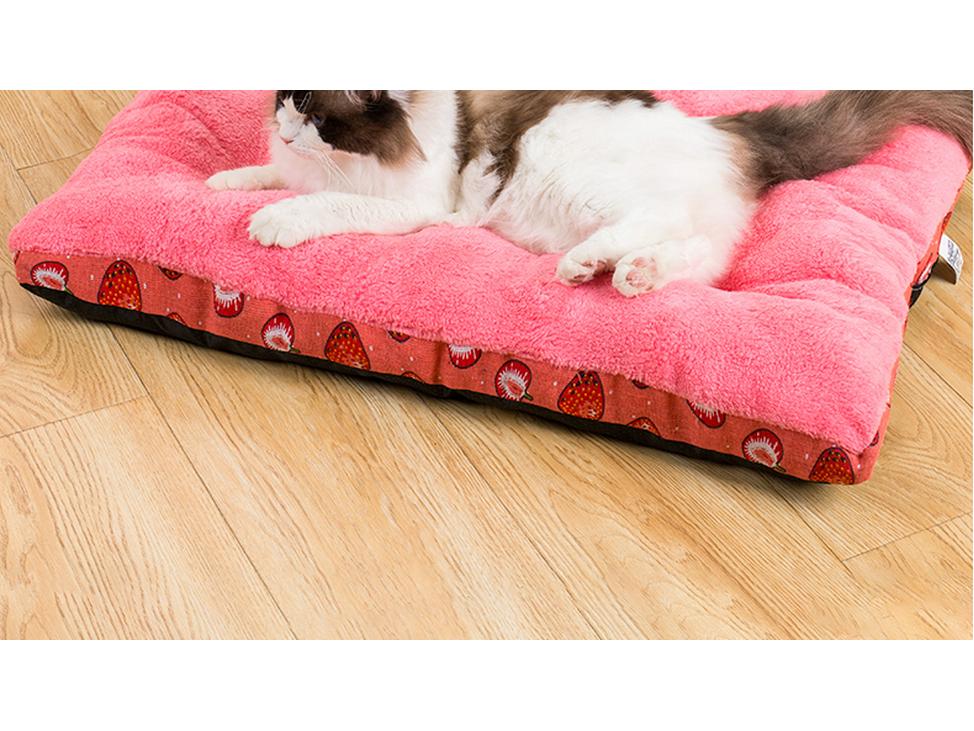 Four Seasons Pet Cushion: Thick Cotton Sleeping Pad for Cats and Dogs