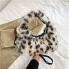 Winter Faux Fur Shoulder Bag for Women Trendy Fuzzy Handbags Plush Crossbody Bag Fluffy Tote Bag Furry Handle Mobile Phone Bag