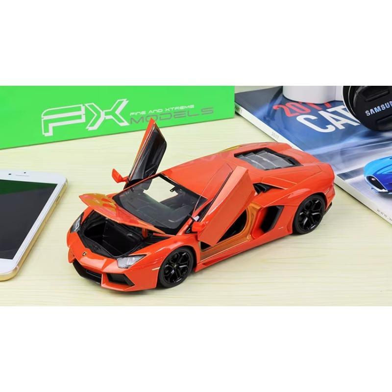 WELLY Diecast 1/24 Model Car Lamborghini Aventador LP700-4 Race Car Sports Car Metal Alloy Toy Car for Children Gift Collection
