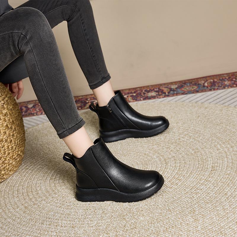 Leather platform Martin boots women's 2025 new autumn and winter retro Chelsea boots black casual short boots