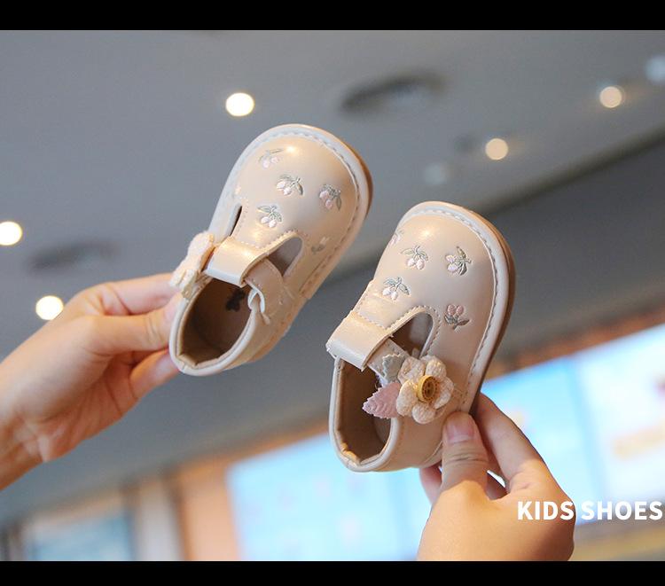 Soft-Soled Non-Slip Baby and Toddler Walking Shoes - Spring/Autumn Style Princess Squeaky Leather Shoes with Magic Tape for Girls.